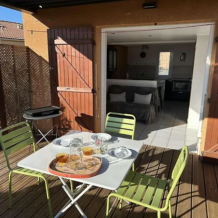شقة Pavillon T2 Mezzanine Climatise, Piscine Et Parking